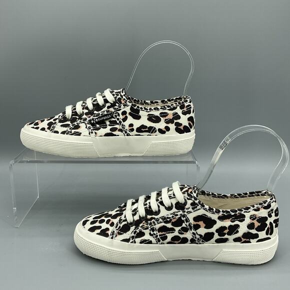 NEW superga Women’s 2750 Sneakers Beige/Black Size 6W US/36 EU - Picture 2 of 10